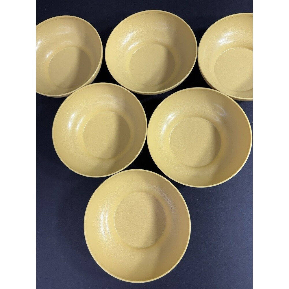 Vintage 1970s Lot of 6 Tupperware Harvest Gold 6" Cereal/Salad/Soup Bowls #890